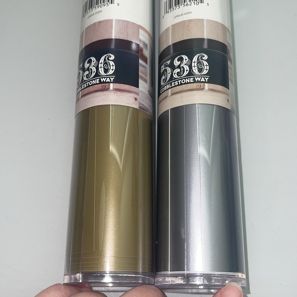 NIB Cricut Premium Vinyl Permanent Glossy Gold & Silver 12x48 NIB - Picture 3 of 5